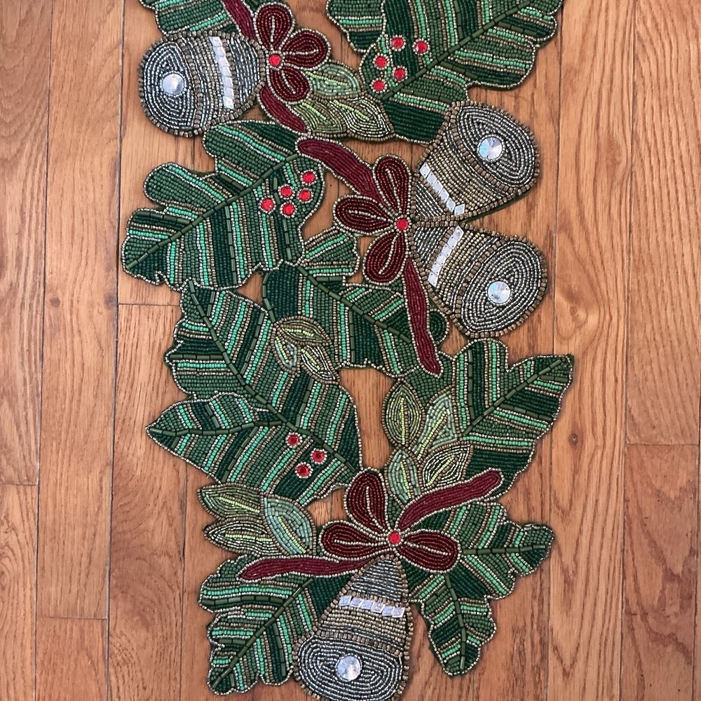 RARE KIM SEYBERT HOLLY SILVER BELLS CHRISTMAS BEADED TABLE RUNNER CENTERPIECE - Picture 2 of 11